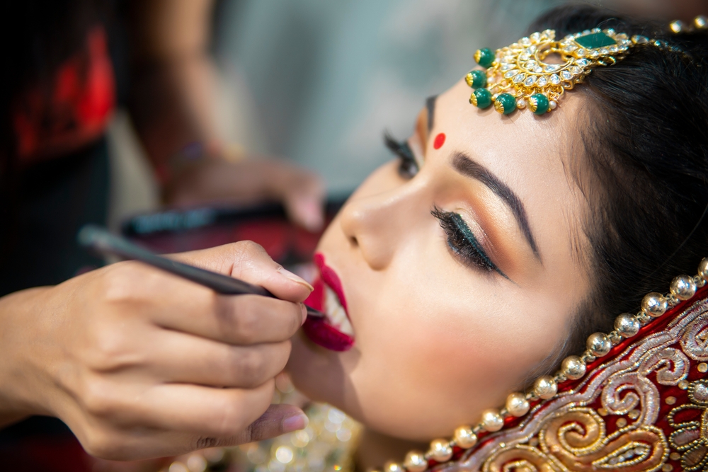 ladies beauty parlour in hyderabad